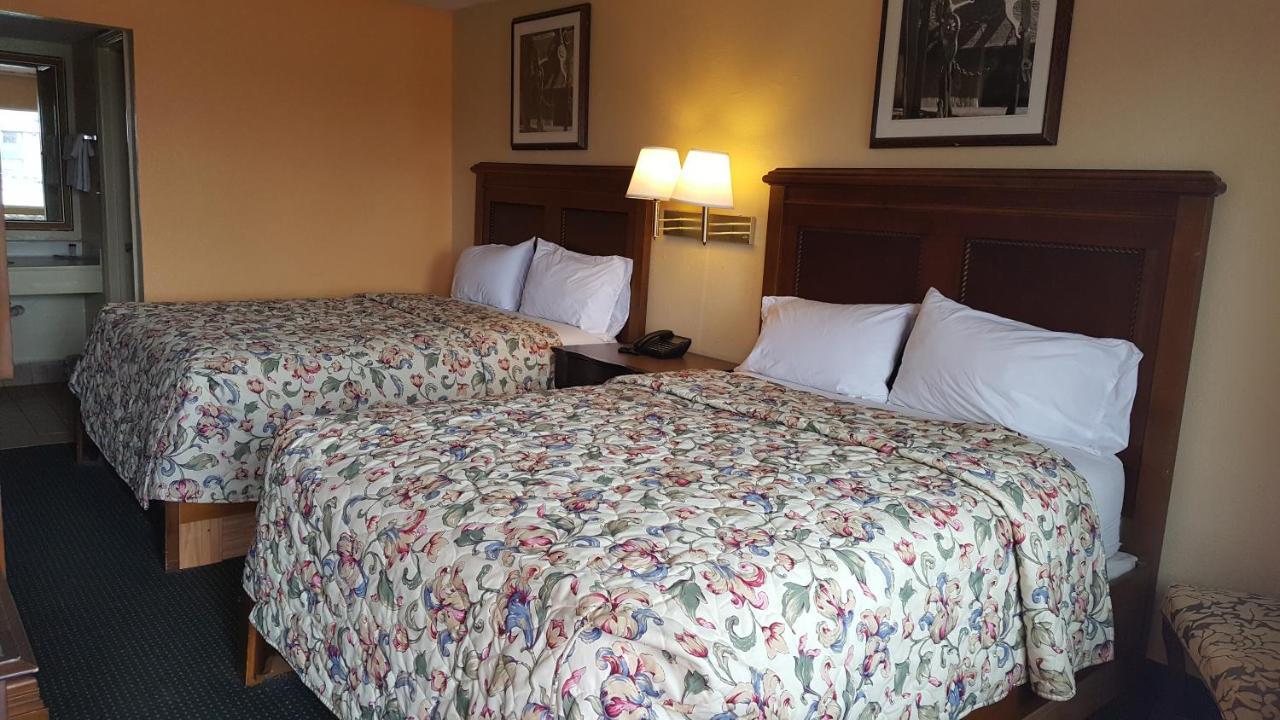 Garden Inn And Extended Stay Shepherdsville Exteriör bild
